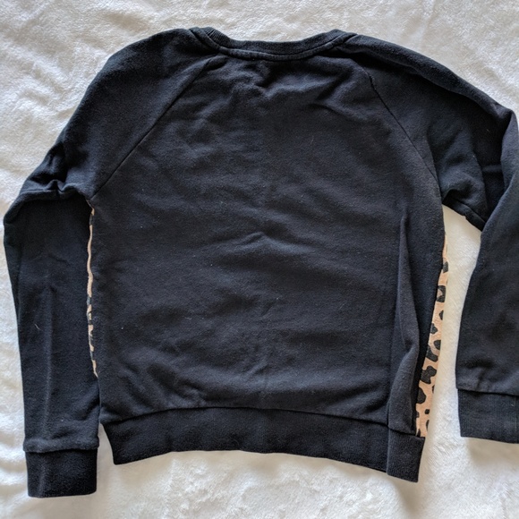 Forever 21 Girls Sweater size Medium - Picture 2 of 3